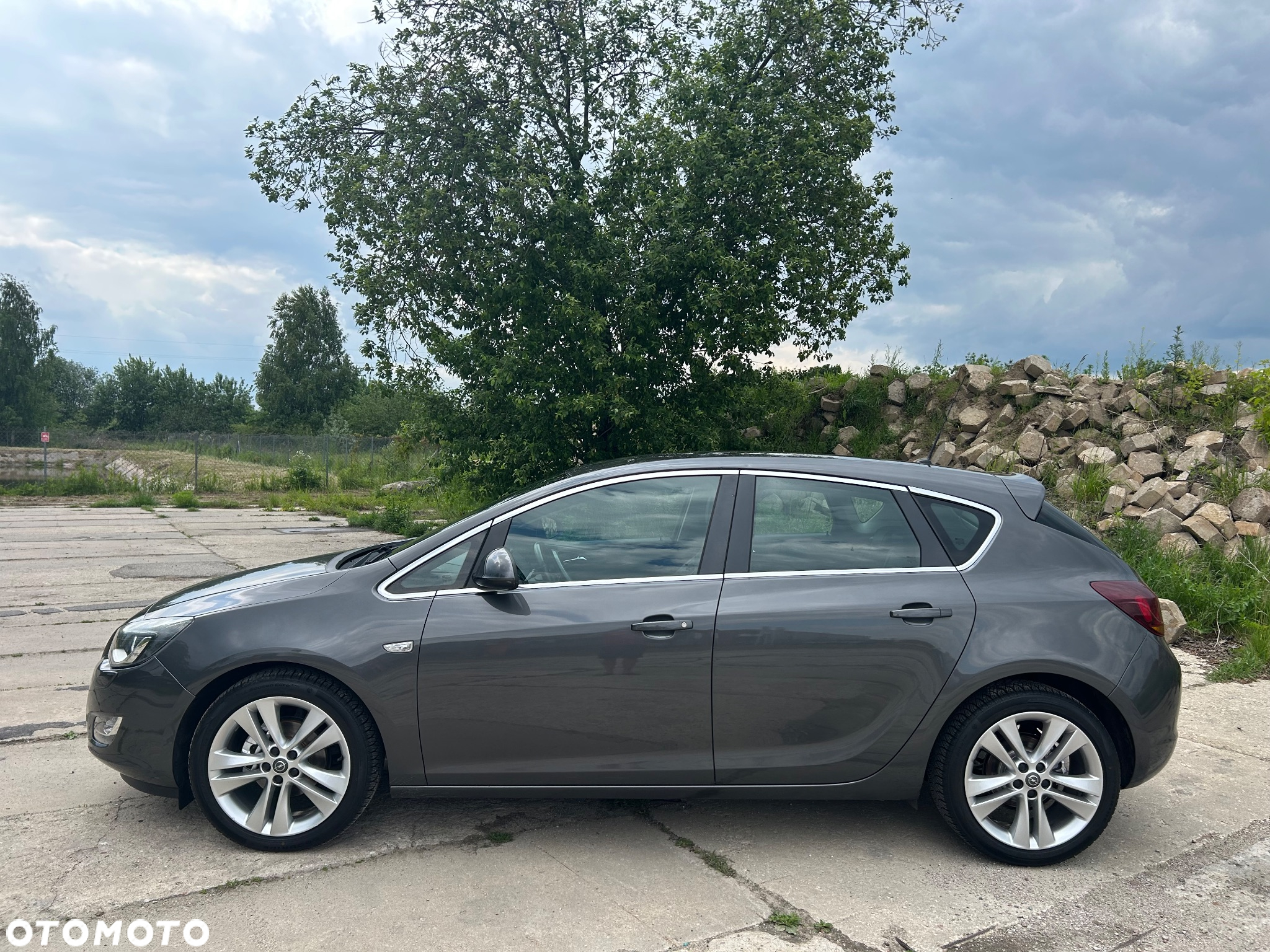 Opel Astra 1.4 Turbo Cosmo - 24