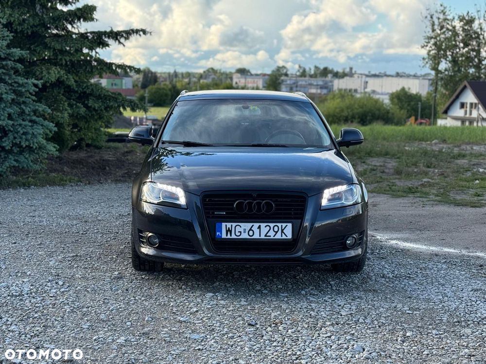 Audi A3 Sportback - 3