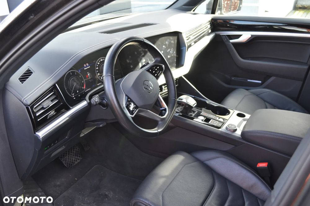 Volkswagen Touareg 3.0 V6 TFSI Plug-In Hybrid 4Mot Atmosphere - 7