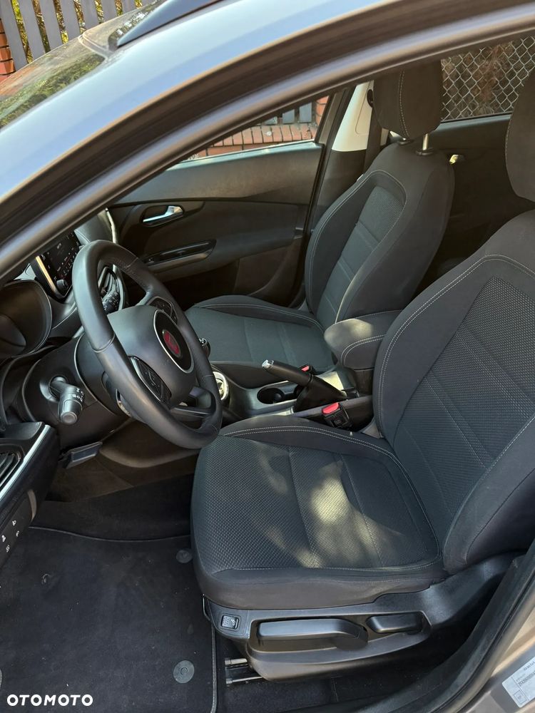 Fiat Tipo 1.6 MultiJet 16v Lounge - 21