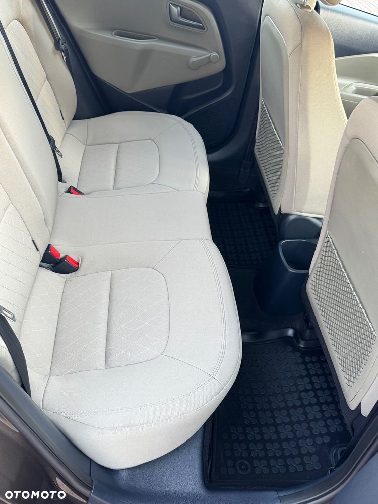 Kia Rio 1.2 L - 28