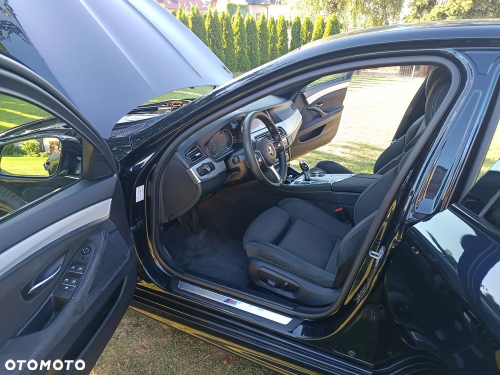 BMW Seria 5 520d xDrive - 20