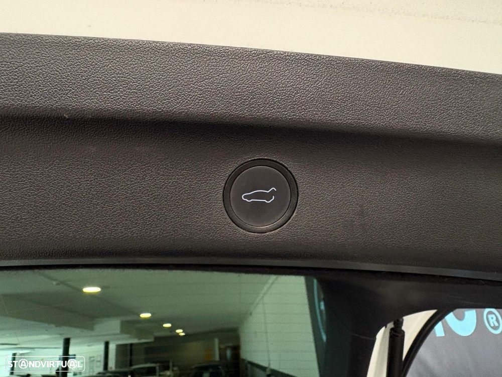 Tesla Model Y Tração Traseira - 17
