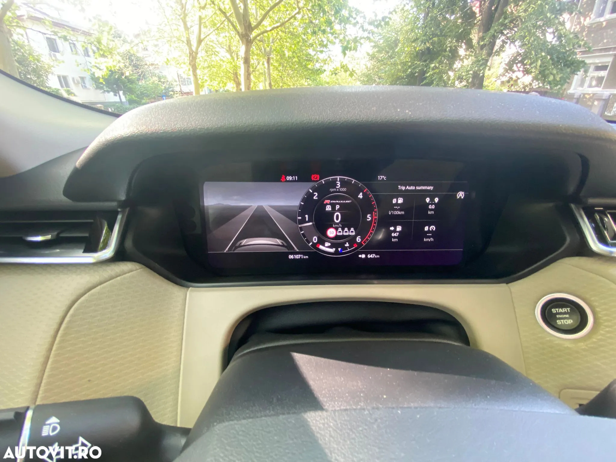 Land Rover Range Rover Velar 2.0 R-Dynamic - 17