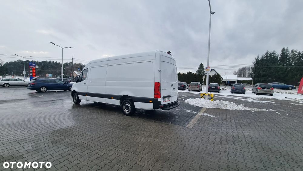 Mercedes-Benz Sprinter - 7