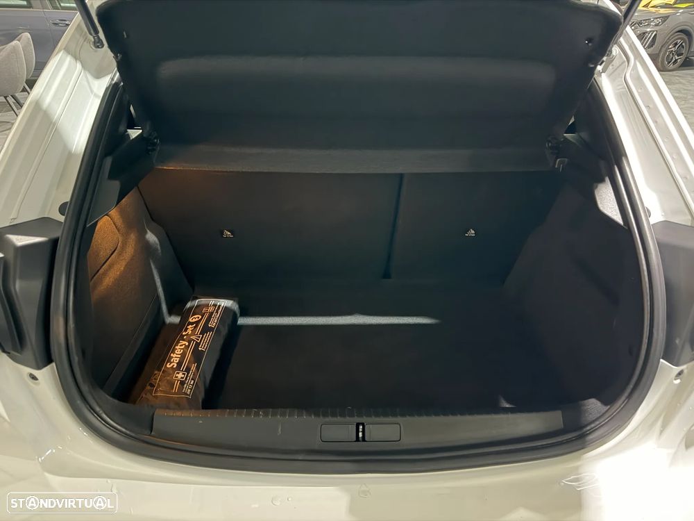 Peugeot e-208 Active - 3