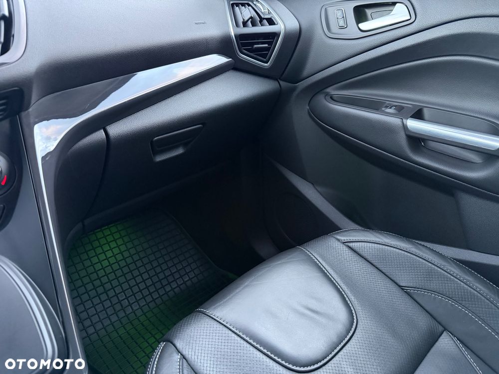 Ford Kuga 2.0 TDCi 4x4 Individual - 28