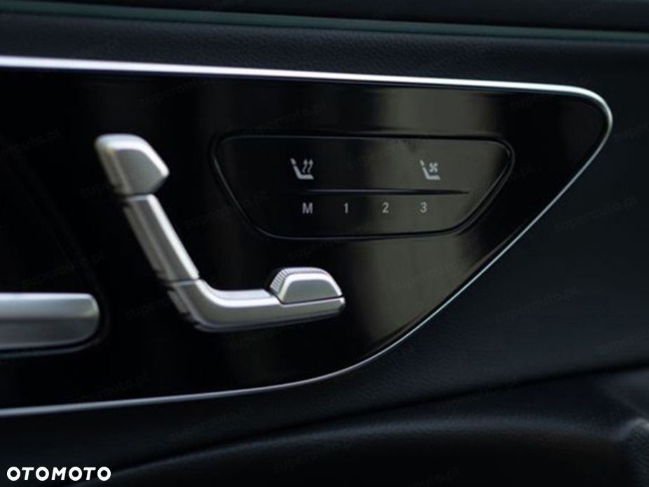 Mercedes-Benz Klasa E 220 d mHEV 4-Matic AMG 9G-Tronic - 22