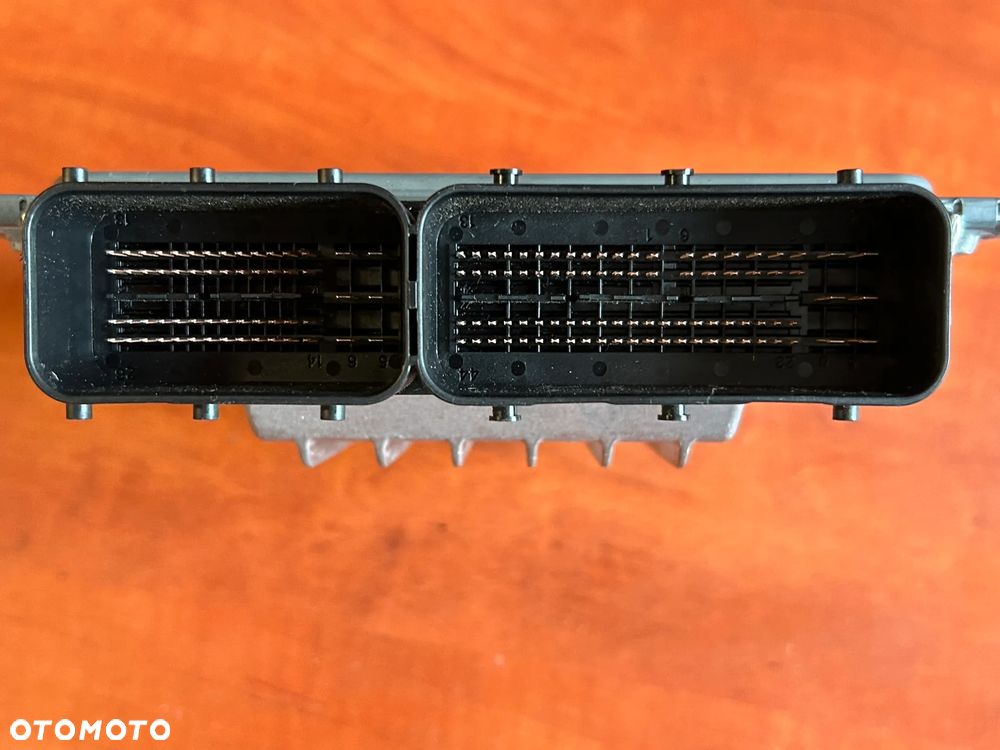 BMW 5 E60 E61 MODUŁ KOMPUTER SILNIKA MSD80.2 7583225 5WK93643 - 3