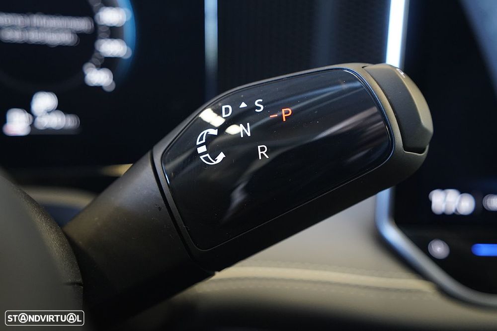 VW Passat Variant 2.0 TDi Business DSG - 15