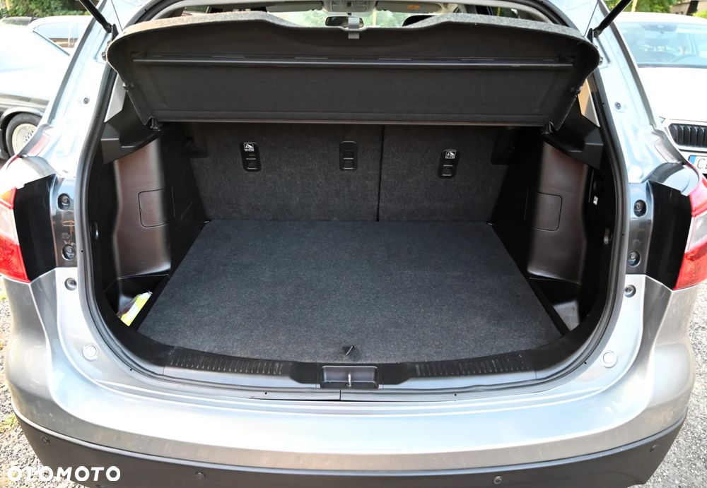 Suzuki SX4 - 37