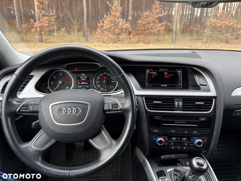 Audi A4 Avant 2.0 TDI DPF clean diesel S line Sportpaket - 14