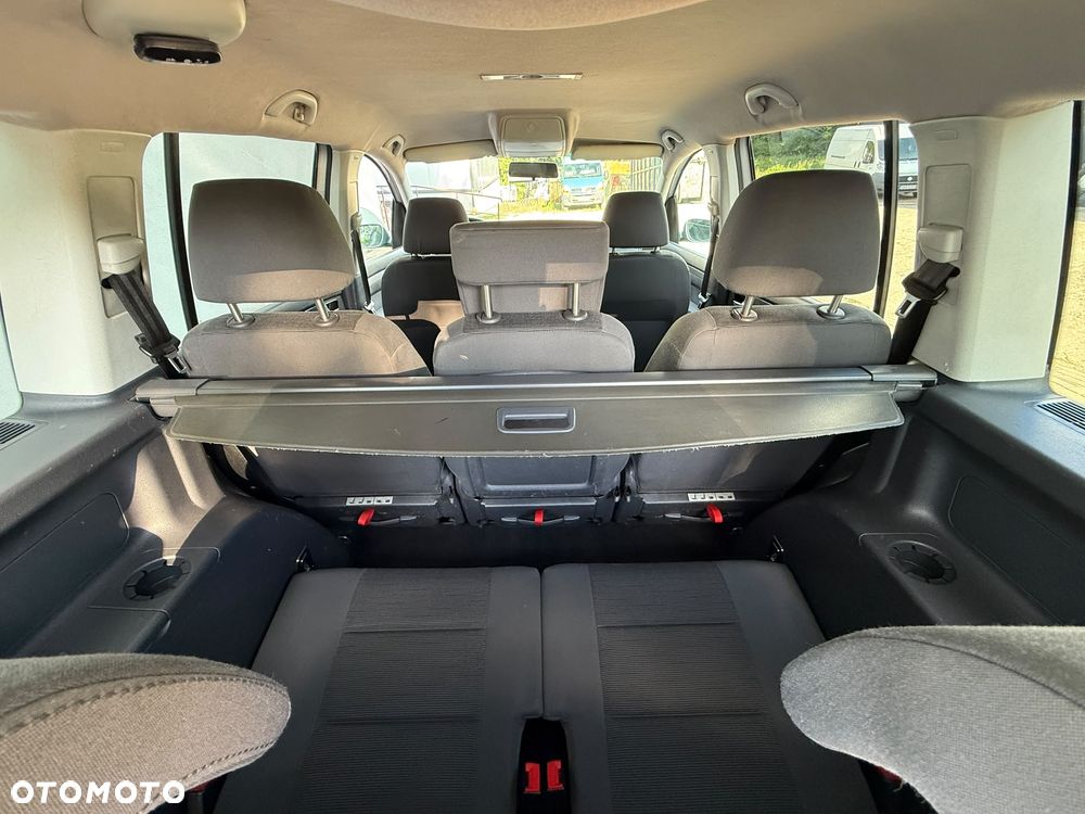 Volkswagen Touran 1.6 Welcome - 27