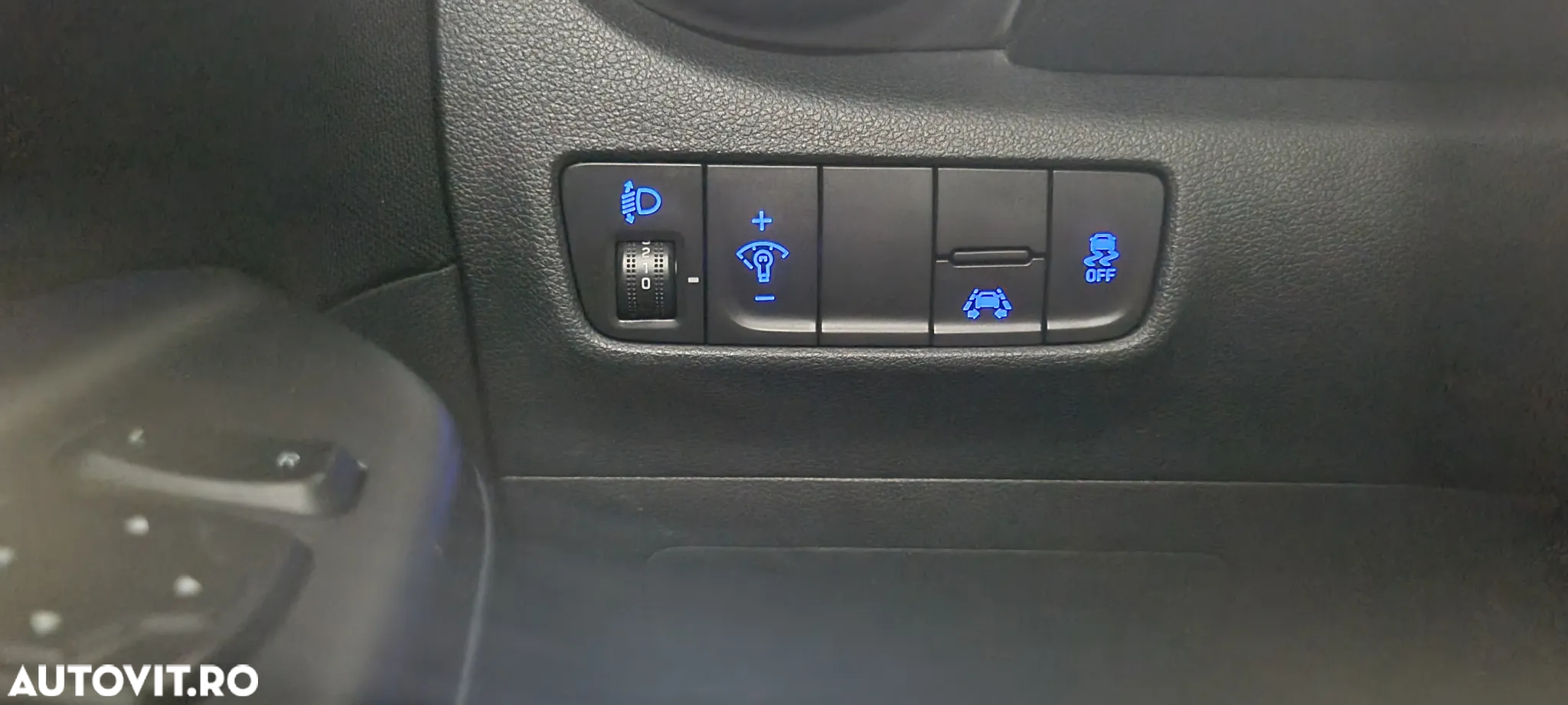 Hyundai KONA 1.0 T-GDI 2WD Premium + - 19