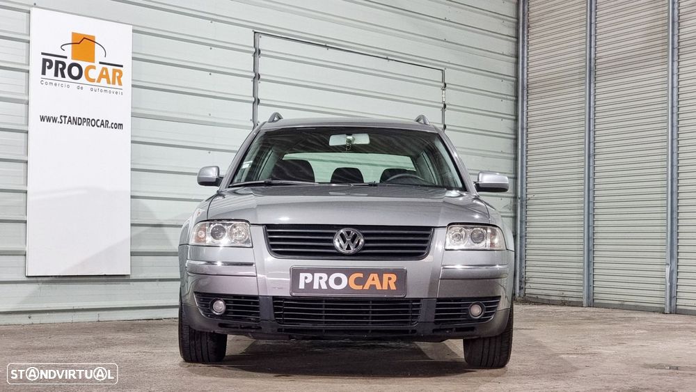 VW Passat Variant - 22