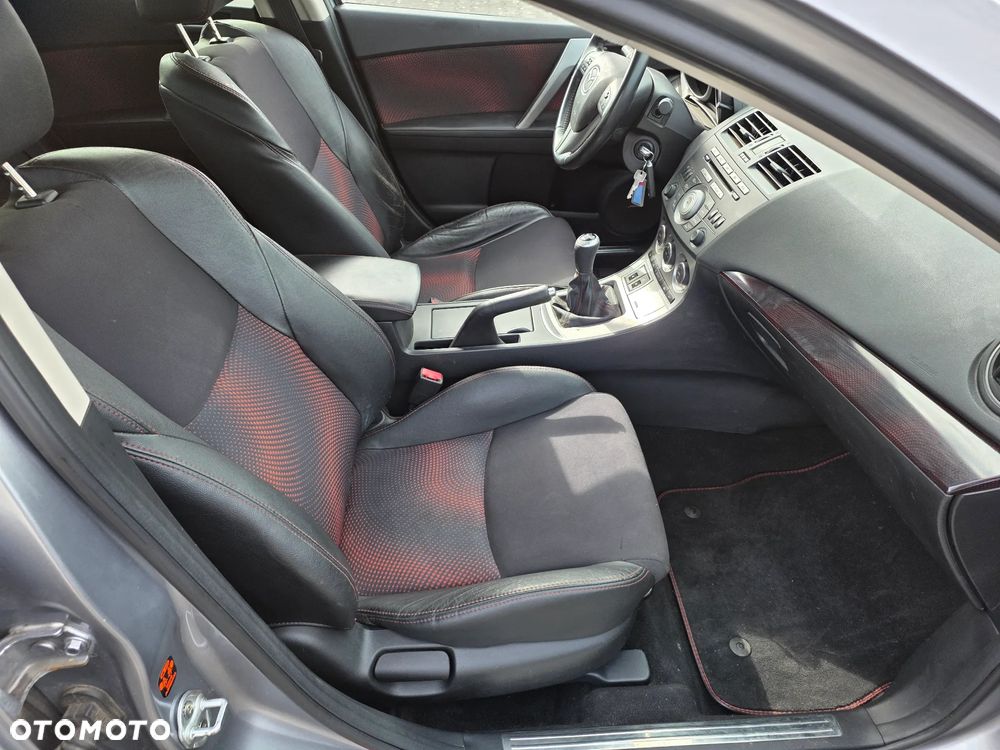 Mazda 3 2.3 MZR DISI Turbo MPS - 12