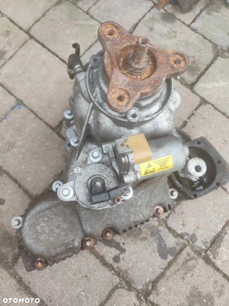 Skrzynia rozdzielcza reduktor VTG E90 e70 E60 itp 2.0 D 3.0 B