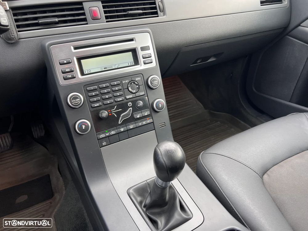 Volvo V70 2.4D Ocean Race - 18