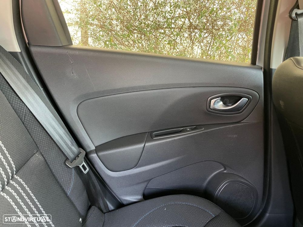 Renault Clio Sport Tourer 1.5 dCi GT Line - 12