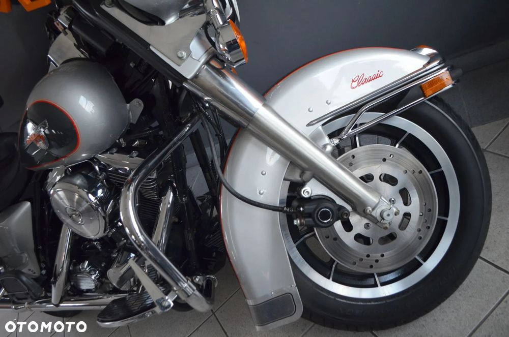 Harley-Davidson FLHT Electra Glide Standard - 7