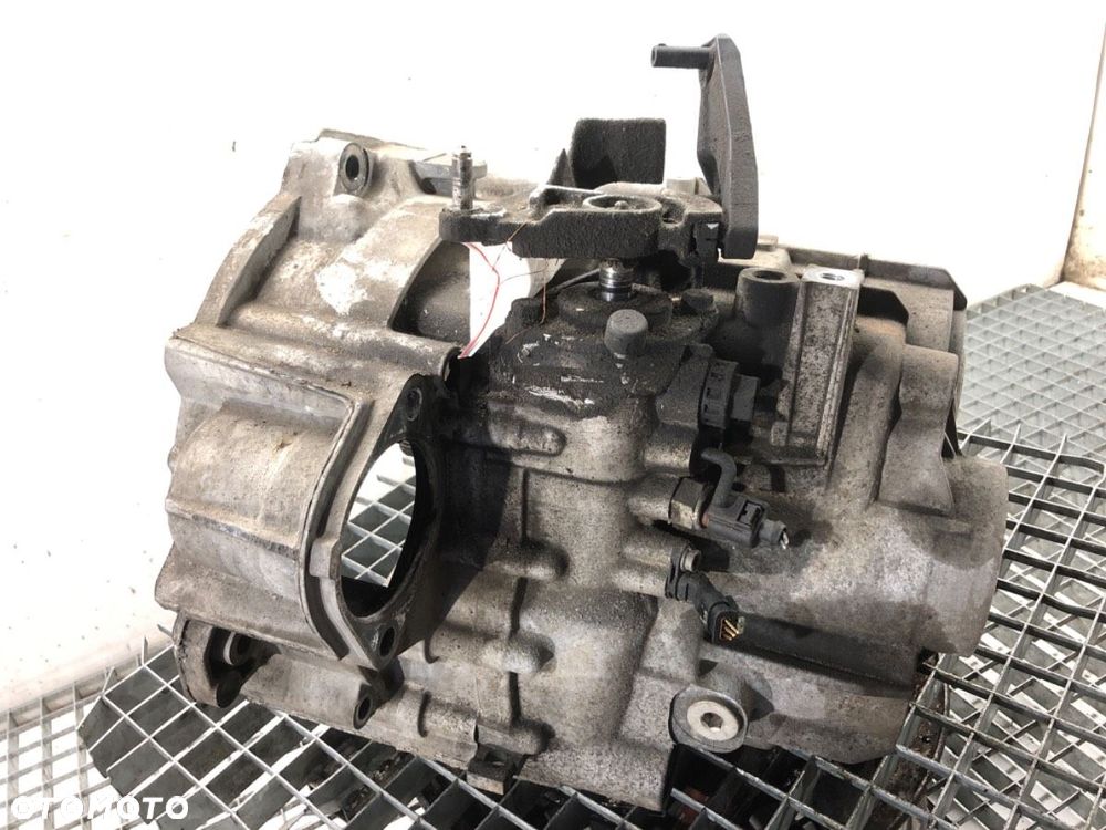 SKRZYNIA BIEGÓW  VW GOLF VII Variant (BA5, BV5) 2013 - 2022 2.0 TDI 110 kW [150 KM] olej napędowy - 2