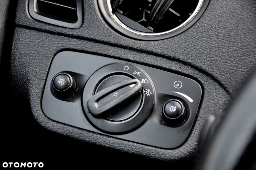 Ford S-Max 2.3 Titanium - 12