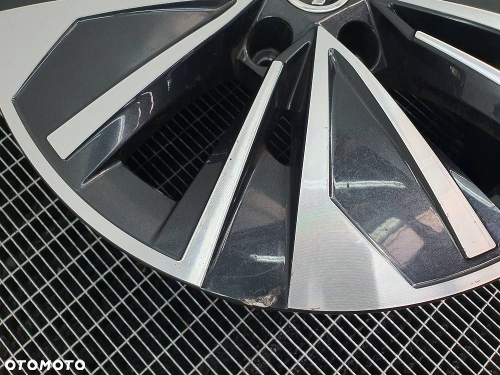 FELGA ALUMINIOWA 17 ET41 3P0601025D SKODA SUPERB IV 3P 2024 - 2