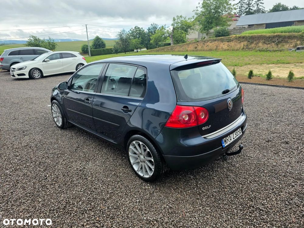 Volkswagen Golf 1.9 TDI Trendline - 4