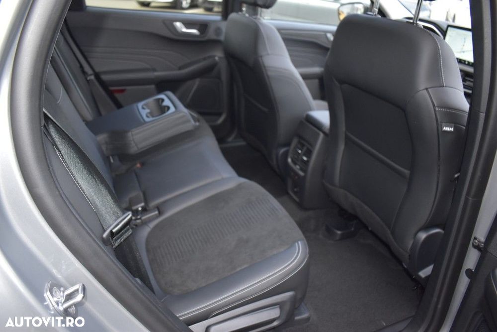 Ford Kuga - 21