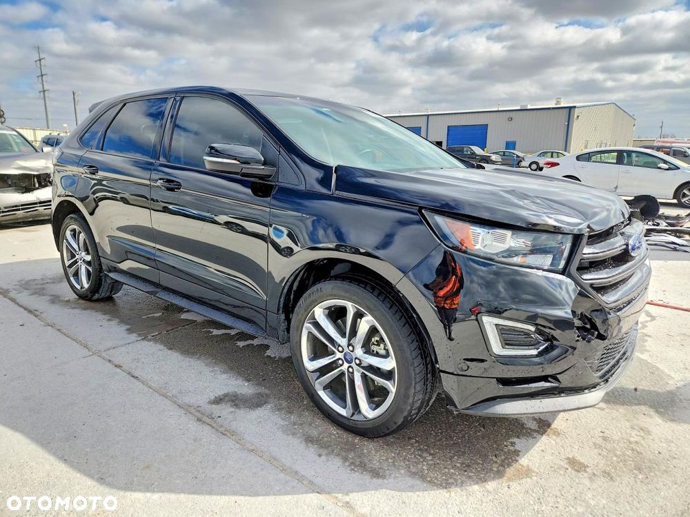 Ford Edge - 2