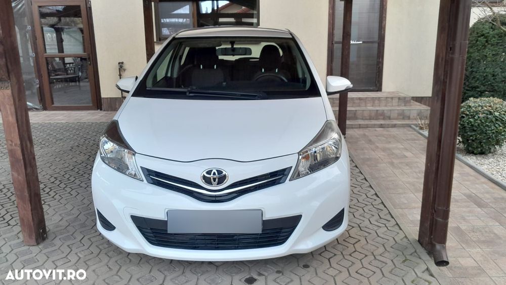 Toyota Yaris 1.4 L D-4D DPF 5D Luna - 5