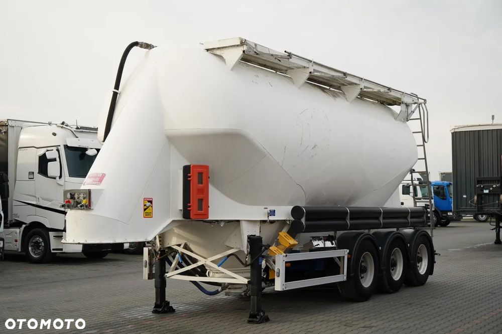 Feldbinder CEMENTONACZEPA / 3 KOMORY / 37 000 L / SILOS / DO MATERIAŁÓW SYPKICH  / ALUFELGI - 2