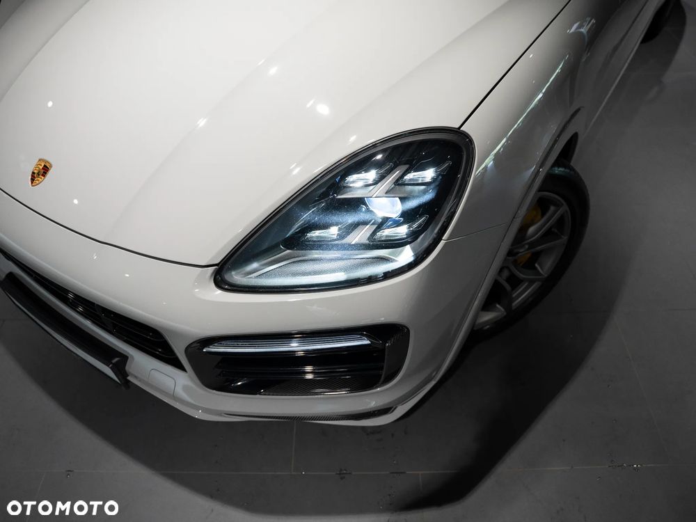 Porsche Cayenne - 17