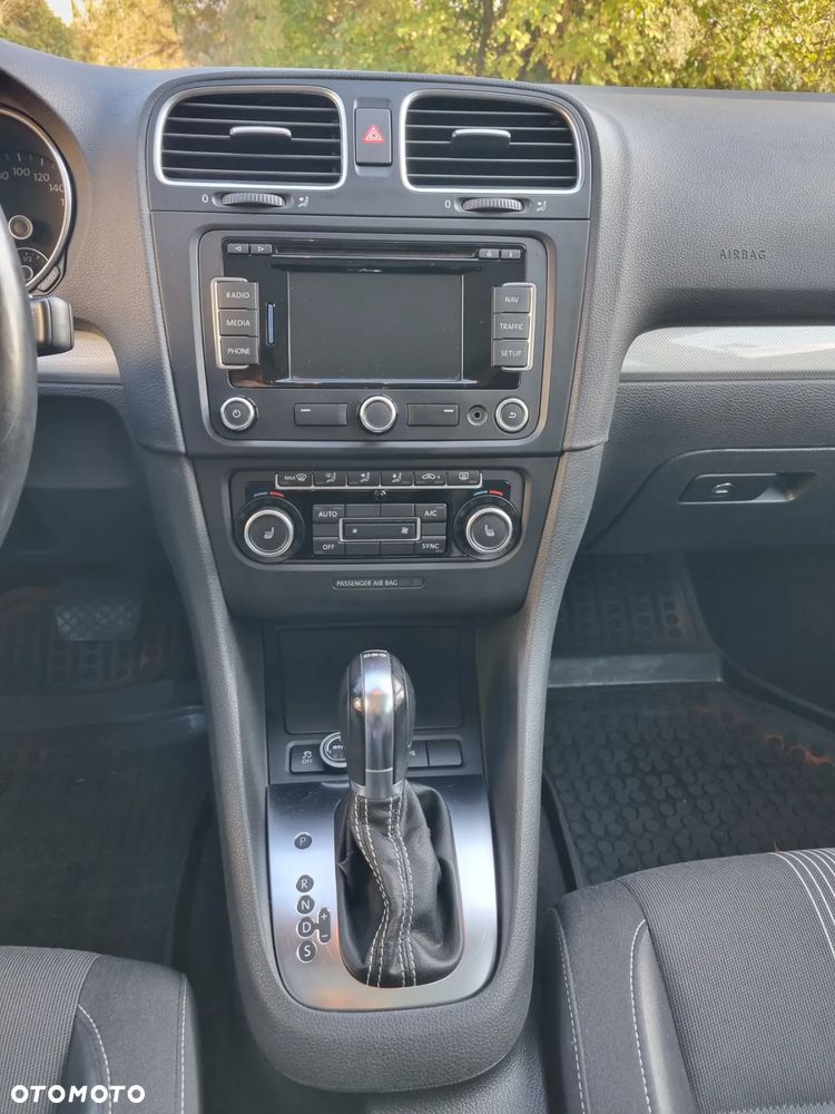 Volkswagen Golf 1.4 TSI DSG MATCH - 11