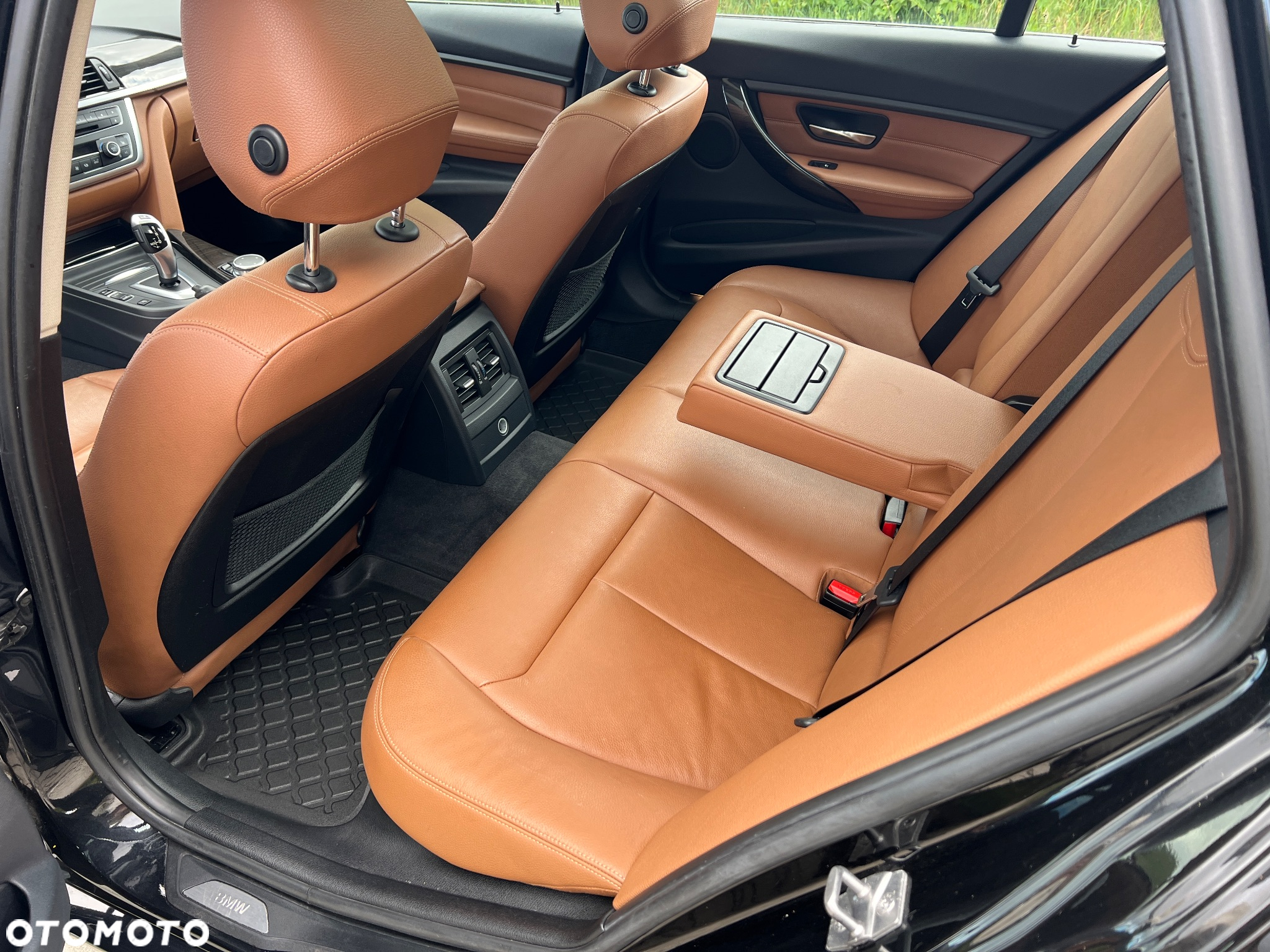 BMW Seria 3 318d Touring Luxury Line - 21
