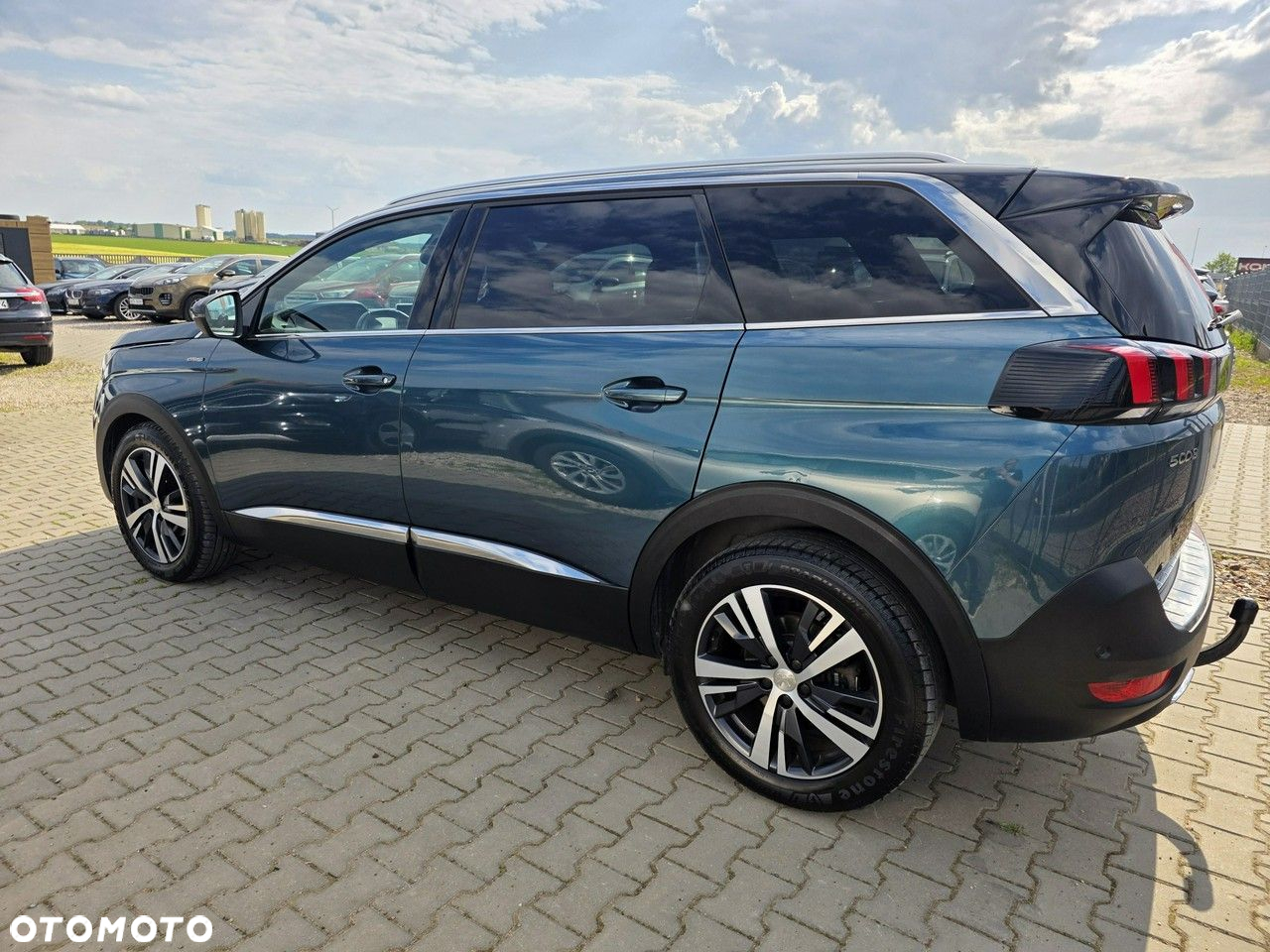 Peugeot 5008 - 19