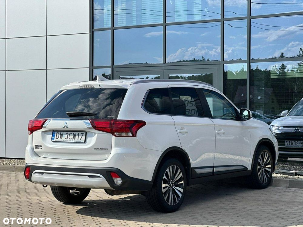 Mitsubishi Outlander 2.0 Intense 4WD CVT - 8