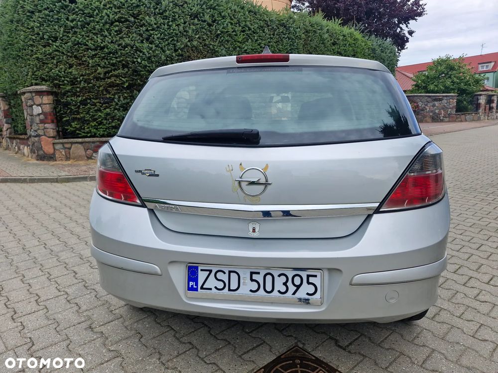 Opel Astra 1.6 Enjoy - 15
