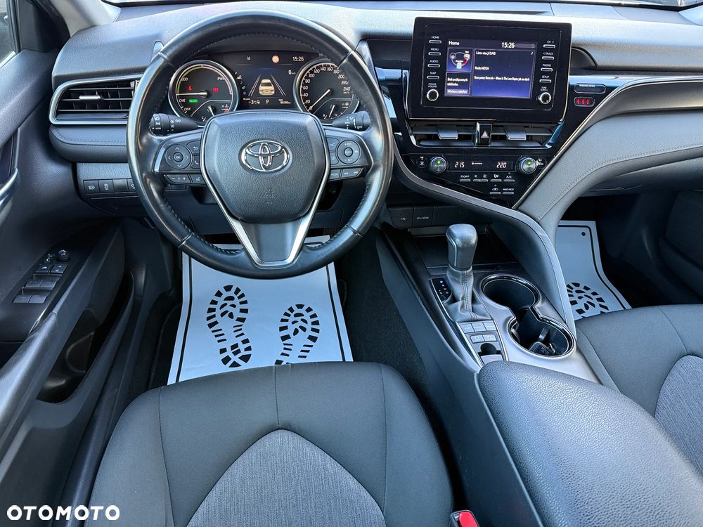 Toyota Camry 2.5 Hybrid Comfort CVT - 6