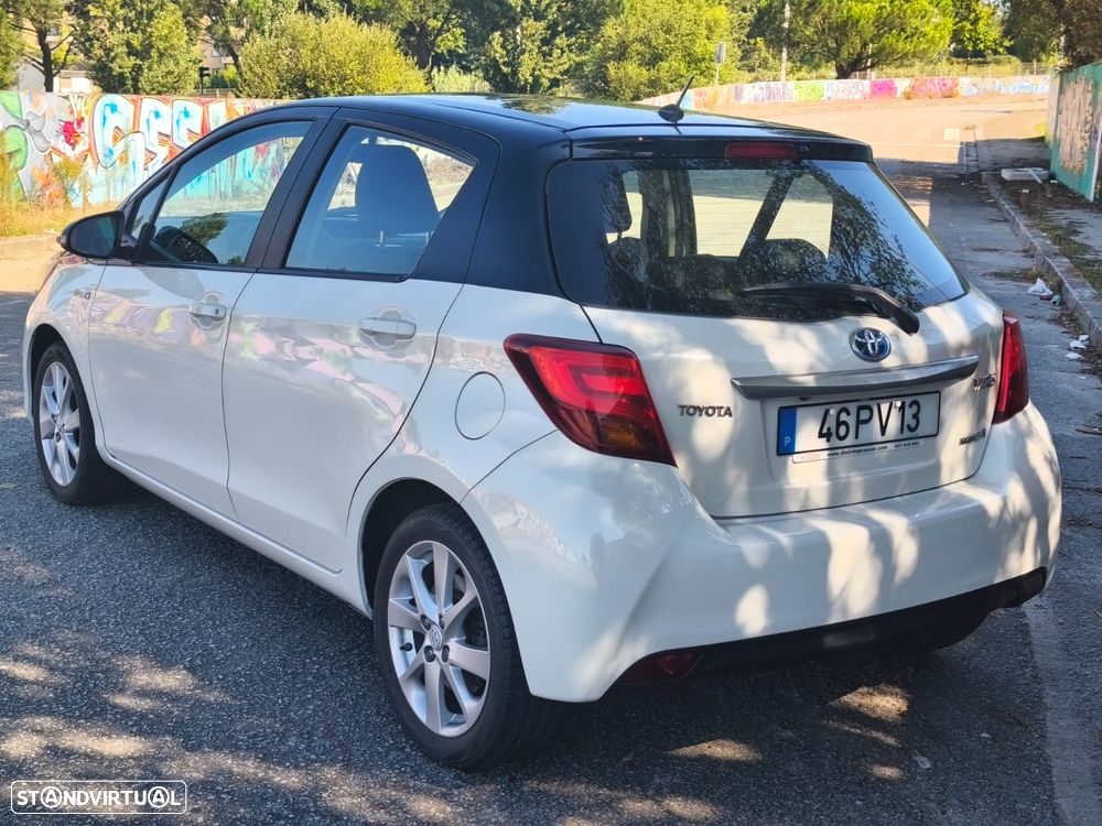 Toyota Yaris 1.5 HSD Comfort+Navi - 18