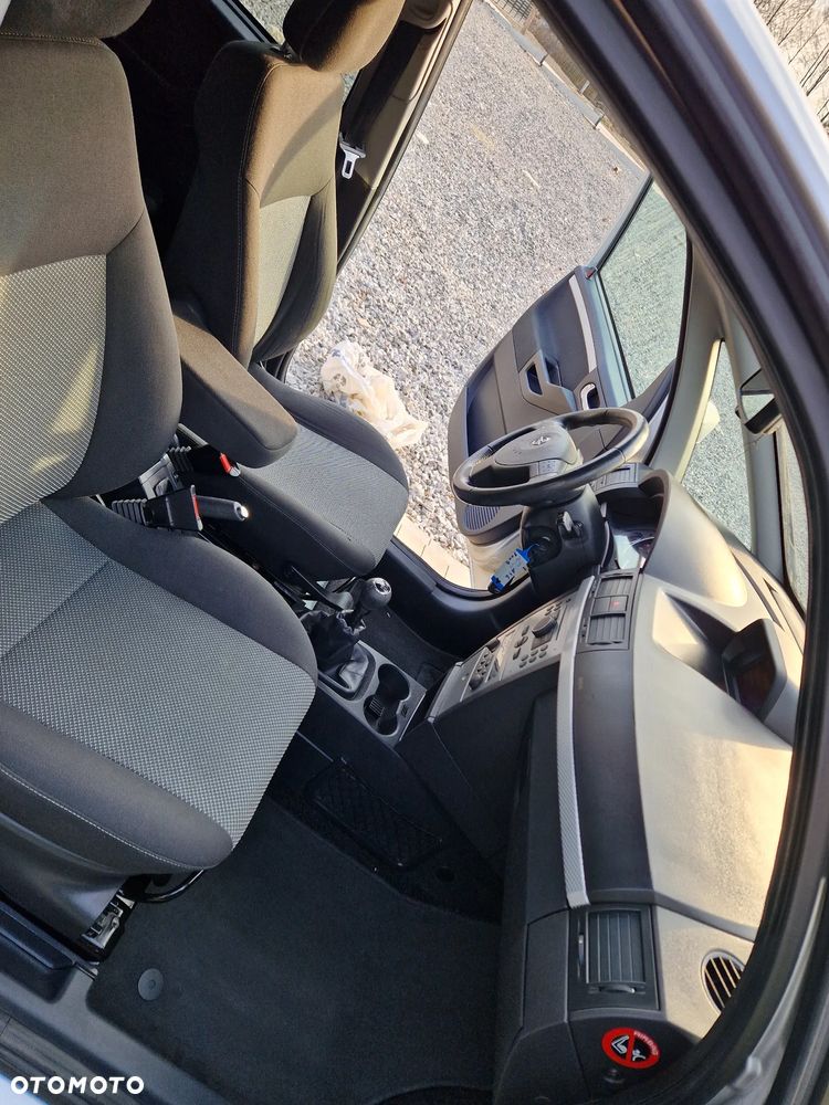 Opel Meriva 1.6 16V Easytronic Selection - 17