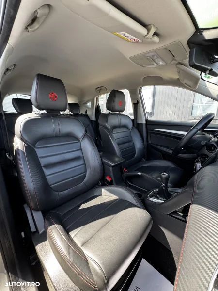 MG ZS 1.5 GSL 5MT Exclusive - 16