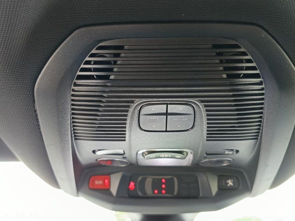 Peugeot 3008 - 24