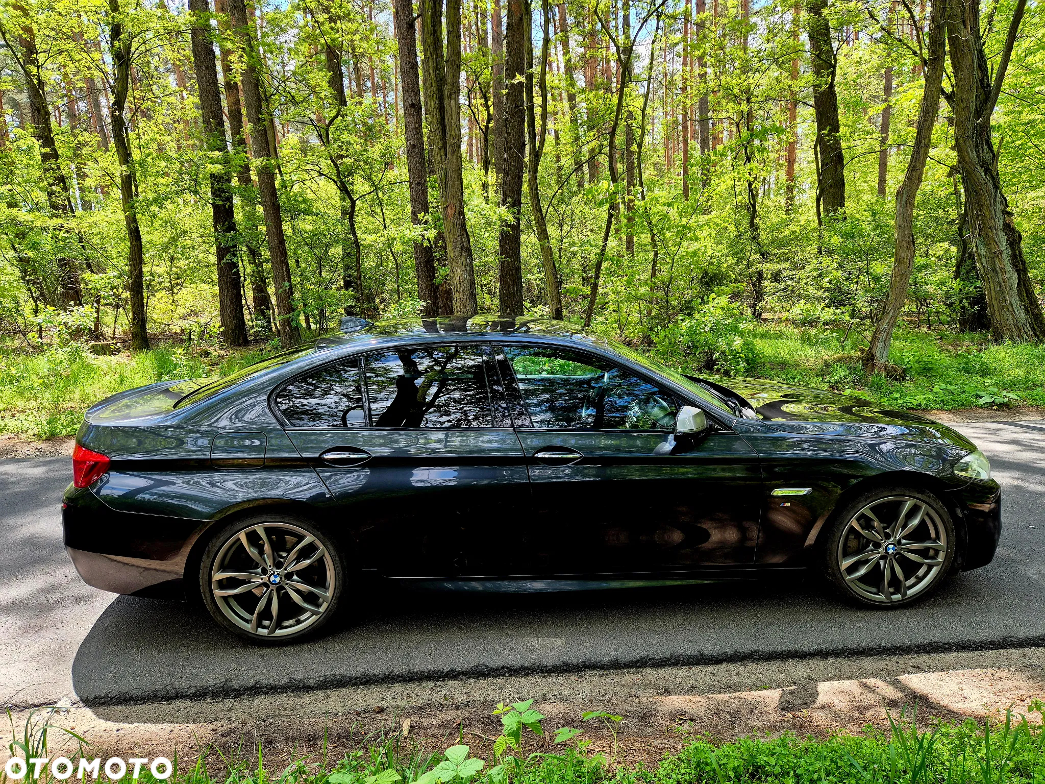 BMW Seria 5 M550d xDrive - 4