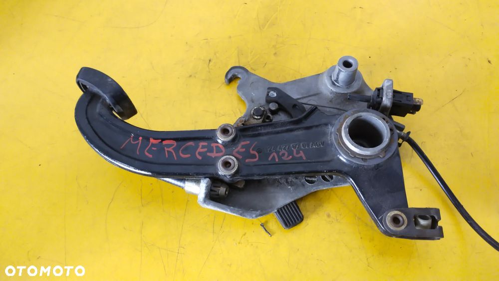 PEDAŁ HAMULCA POSTOJOWEGO MERCEDES W124 1244270701 - 1