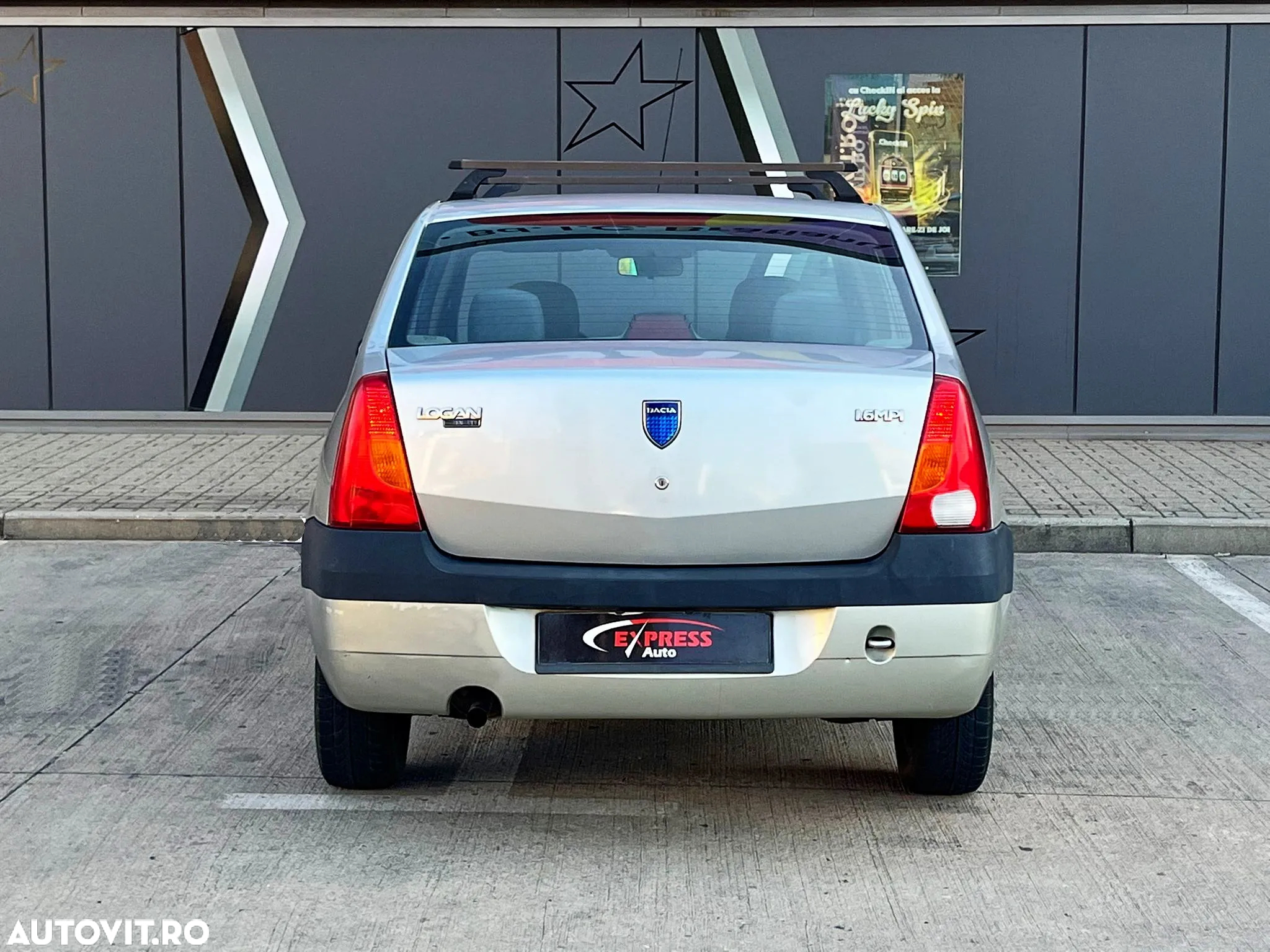 Dacia Logan 1.6 MPI Laureate - 14