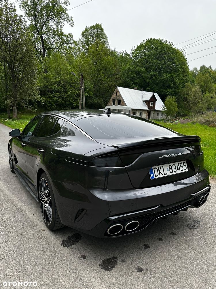 Kia Stinger - 6