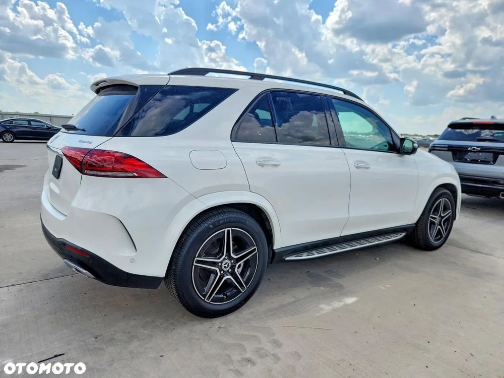 Mercedes-Benz GLE 400 4-Matic - 4