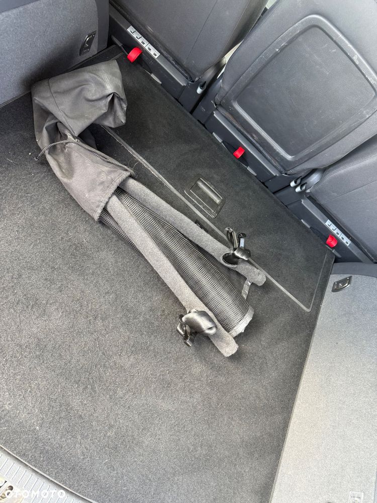 Volkswagen Touran 1.4 TSI DSG Highline - 21