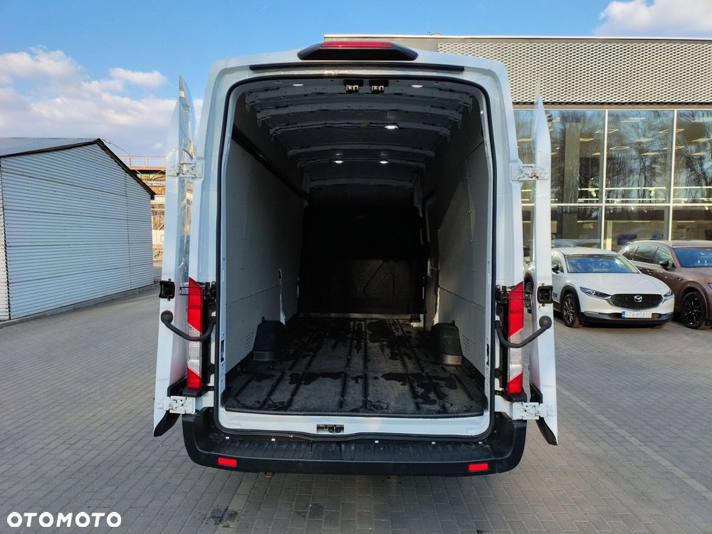 Ford Transit - 11